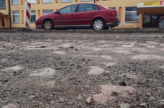 Brukiu – ne dardėdami, o kaukšėdami