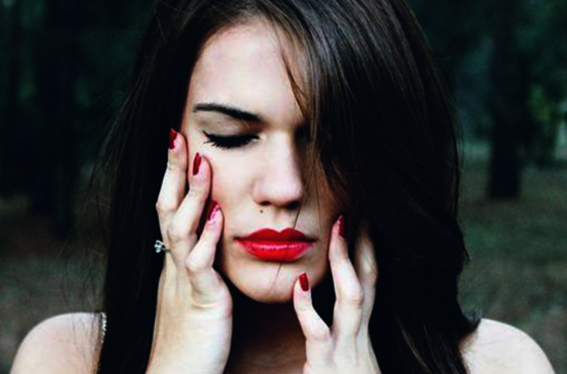 Kartais, kad pamatytume, reikia tiesiog užmerkti akis