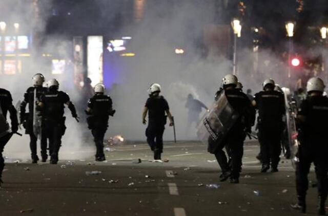Serbijoje ketvirtą dieną iš eilės tęsėsi protestai