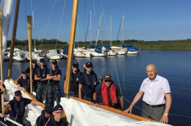 Jalas išbandytas, prasideda plaukiojimas