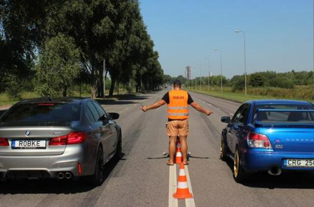 Klaipėdoje varžėsi greičio mėgėjai