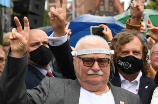 Nobelio taikos premijos laureatas Lechas Walesa įspėja dėl populizmo