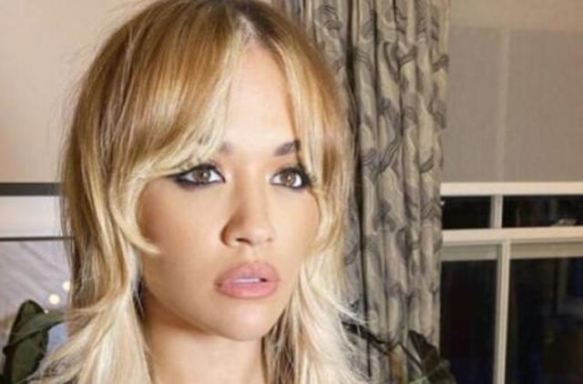 Nusifotografavusi su miniatiūriniu bikiniu R. Ora sužavėjo gerbėjus