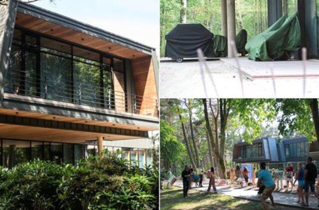 Skandalingųjų Palangos dušinių istorijoje išlenda vis daugiau įtartinų faktų