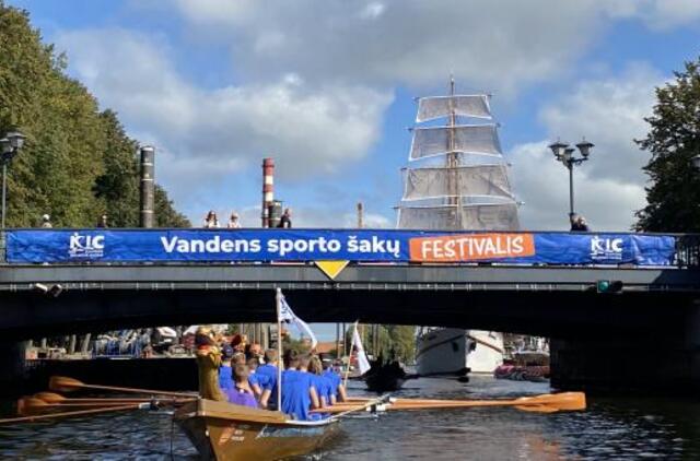 Dangės upę papuošė vandens sporto šakų atstovai