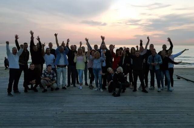 Gelbėtojų vasara: išsiilgę jūros poilsiautojai pamiršdavo saugumą