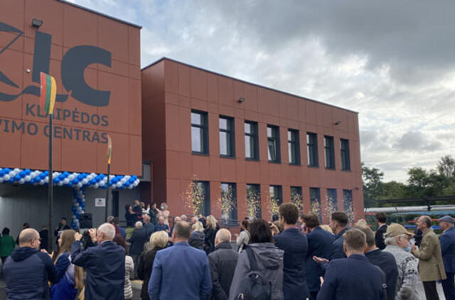 Irklavimo centro atidarymas - su fanfaromis ir orkestru