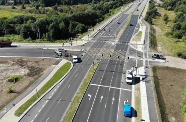 Joniškės gatvė atverta eismui