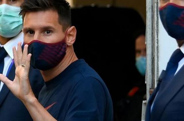 Permainų neįvyko: L. Messi pranešė liekantis Barselonoje