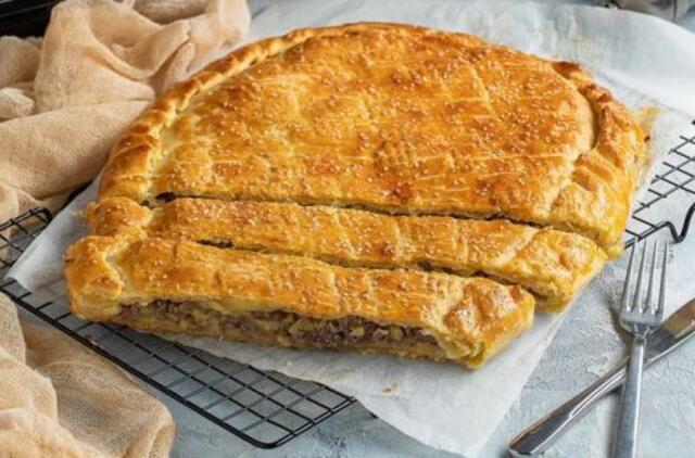 Uzbekiškas mėsos pyragas