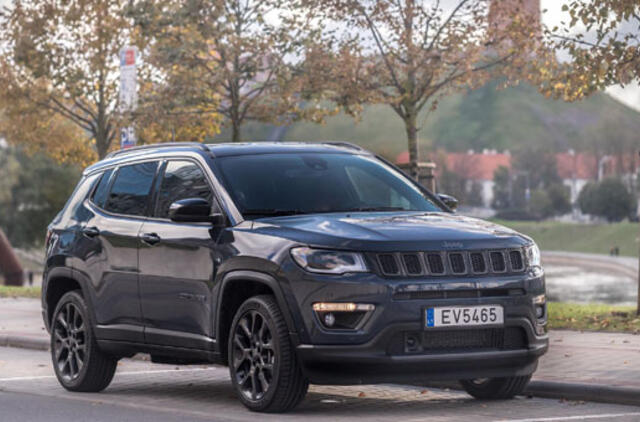 Klaipėdoje pristatomas hibridinis „Jeep Compass“