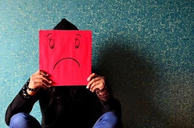 Tyrimas: stresą dėl pinigų trūkumo patiria kas trečias šalies gyventojas