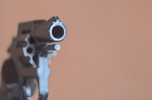 Į Kėdainių policijos komisariatą atėjęs vyras šaudė iš žaislinio pistoleto