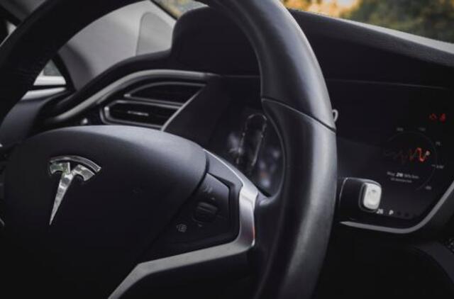 Kokia naujų „Tesla“ automobilių kaina Lietuvoje?