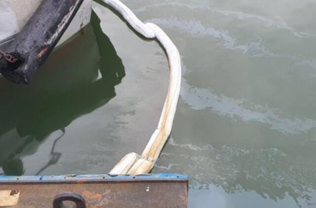 Sekmadienį uoste išsiliejo teršalai