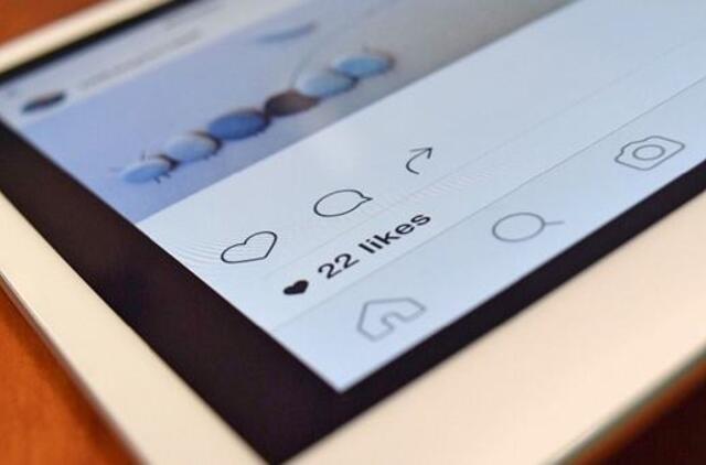 Vatikanas aiškinsis, kas per popiežiaus "Instagram" paskyrą naršė pikantiškas nuotraukas