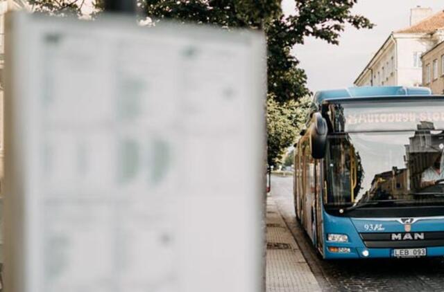 Autobusai važiuos dar rečiau