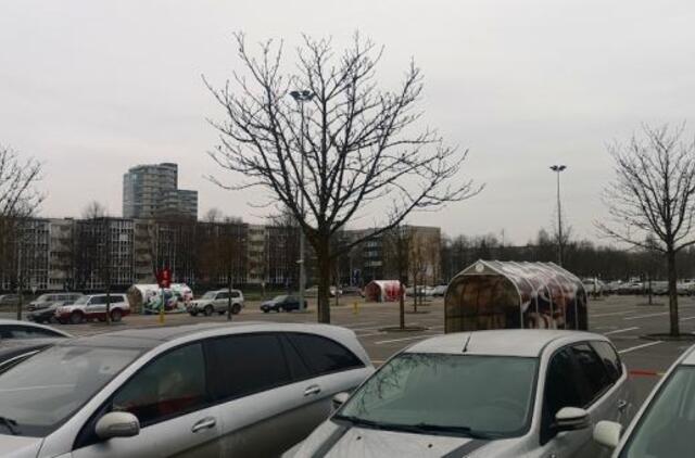 Automobilių statymo apribojimai klaipėdiečius piktina