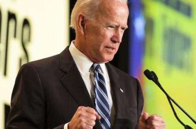 Oficialiai patvirtina J. Bideno pergalė Arizonoje ir Viskonsine