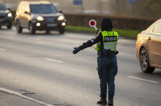 Pareigūnai nustatė 20 taisykles pažeidusių pėsčiųjų ir 14 dviratininkų