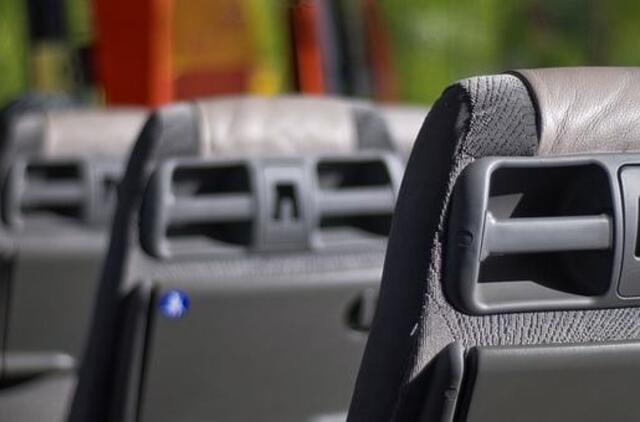 Vežėjai atsisakė beveik pusės autobusų reisų