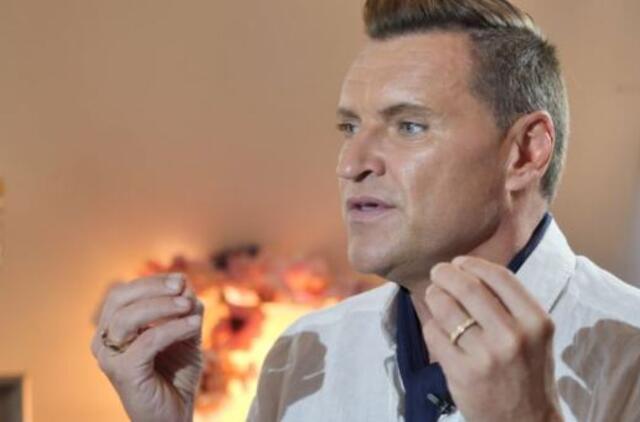 Ž. Grigaitis pinigus investuoja į daiktus: už plastikinę lėkštutę – 1500 eurų, už diržą – 3000 eurų?