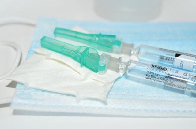 COVID-19: vakcinavimo procesas bus kontroliuojamas