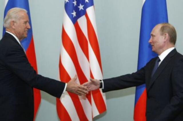 J. Bidenas ir V. Putinas kalbėjosi telefonu
