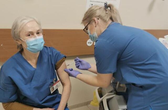 Klaipėdos universitetinėje ligoninėje sėkmingai baigtas pirmasis vakcinacijos etapas