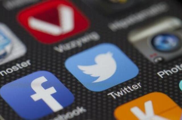 Po D. Trumpo blokavimo – Lenkijos atsakas: „žodžio laisvės“ taryba saugos lenkus nuo „Twitter“ ir „Facebook“