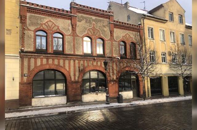 Senamiesčio šaligatvių ypatumai: elektra kratomi keturkojai