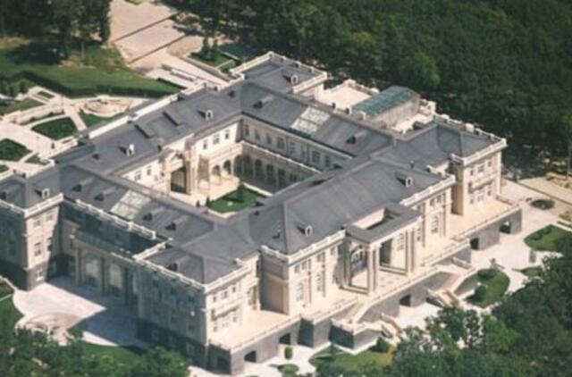 „Slapta Putino karalystė“: Navalno tyrimas atskleidžia apie milijardo vertės saugomus rūmus