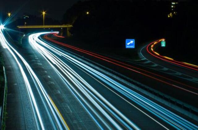 Gamtinės dujos ar dyzelinas: Europoje svarstyklės krypsta ekologiškumo link