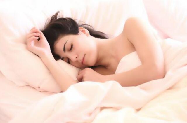 Ko imtis, kad miegas būtų kokybiškas ir ką daryti, kad iš ryto jaustumėtės žvaliai?