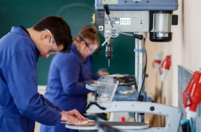 Šiandien prasideda priėmimas į šalies profesines mokyklas