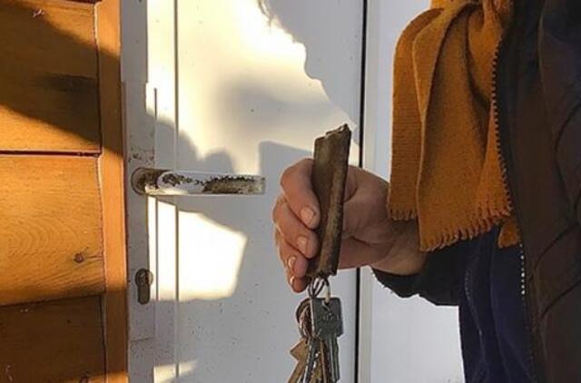 Trijų dukrų mama – nuoskaudų ir pykčio girnose