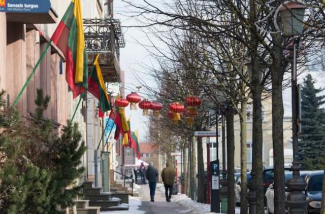 Vasario 16-oji - su viltimi ir padėka už gerus darbus