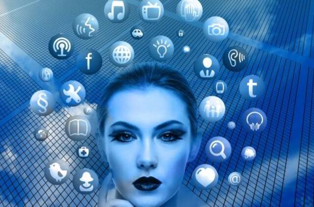 Kas 10-tas profilis pažinčių programėlėse – netikras: kaip atpažinti?