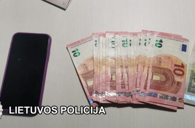 Kriminalistai sulaikė, įtariama, dideliais kiekiais narkotines medžiagas platinusią moterį