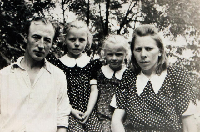 Vladas, Birutė, Nijolė, Julija Montvilai 1952-1973 m. gyveno kurhauze, Smiltynės g. 17.