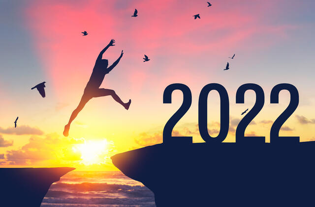2022