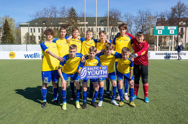  ŠAUNUOLIAI. Klaipėdos jaunieji futbolininkai prasibrovė tarp keturių stipriausių Baltijos jaunimo futbolo lygos komandų.  Organizatorių nuotr.