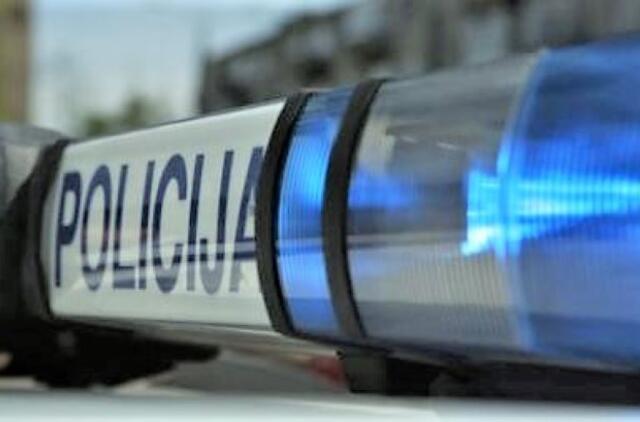 klaipėdietė lovoje aptiko nebekvėpuojantį vyrą su žaizda galvoje 