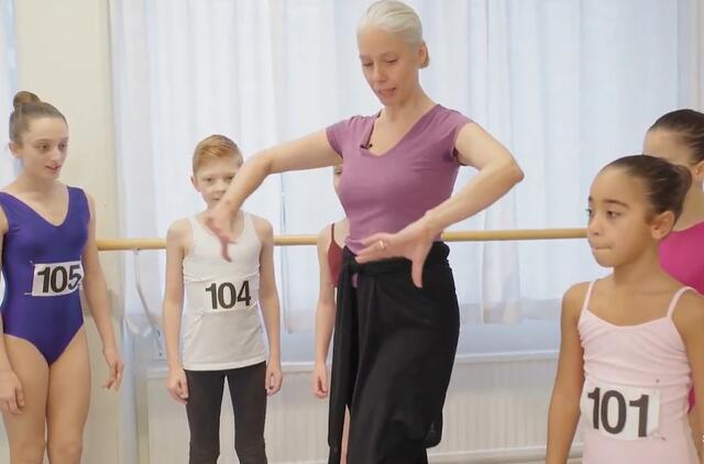 Britanijoje elitinė šokių mokykla užsimojo prieš baletą