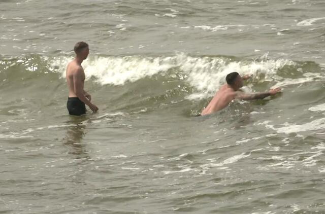 perlipo per nuskendusio baltarusio kūną ir nuėjo maudytis – pats vos nepaskendo