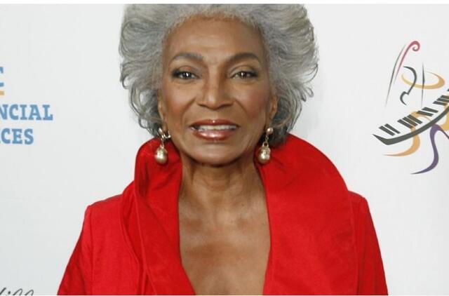 Mirė "Žvaigždžių kelio" kino filme vaidinusi aktorė