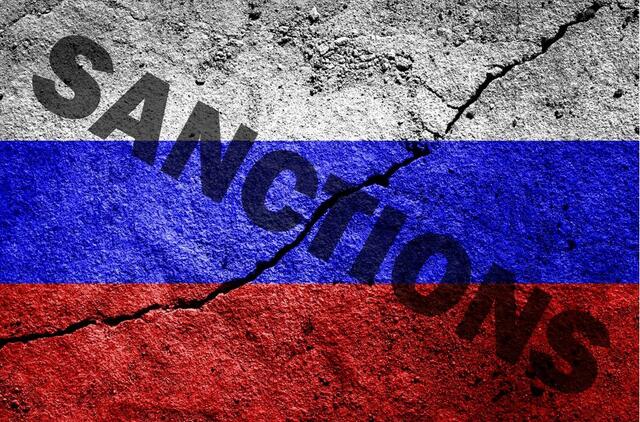 Rusai dėl sankcijų jaučia didelę infliaciją ir prekių trūkumą