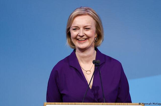Naująja Jungtinės Karalystės (JK) premjere išrinkta užsienio reikalų sekretorė Liz Truss.