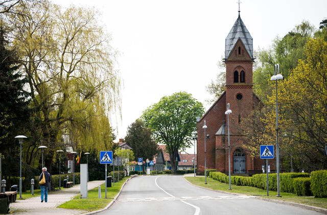 Dėl projekto korekcijų Juodkrantėje sustabdytos lankytojų centro statybos