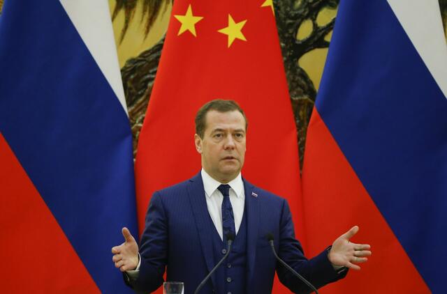 Medvedevas: galimas Putino areštas užsienyje prilygtų karo paskelbimui